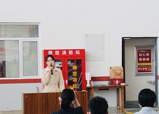 萬(wàn)和項目管理公司劉亞茹同志代表玉泉區非公經(jīng)濟組織參加“時(shí)代青年說(shuō)”主題分享會(huì )